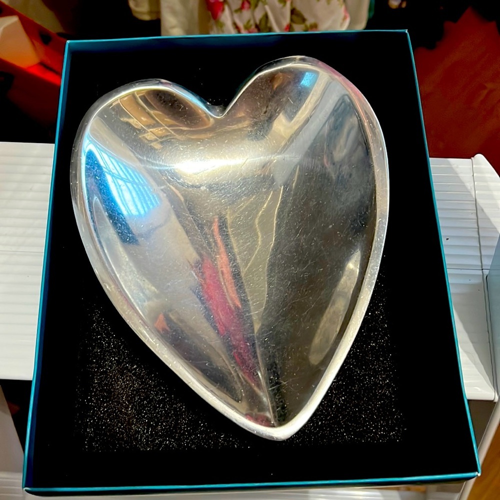 Nambe jewelry keep all